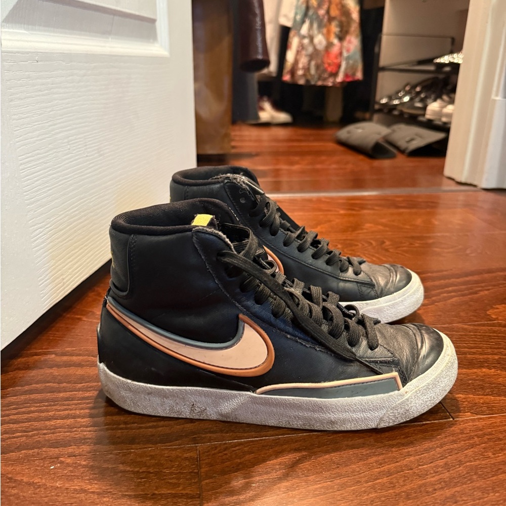 Black Nike blazers